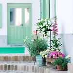 Maison Bogart *
