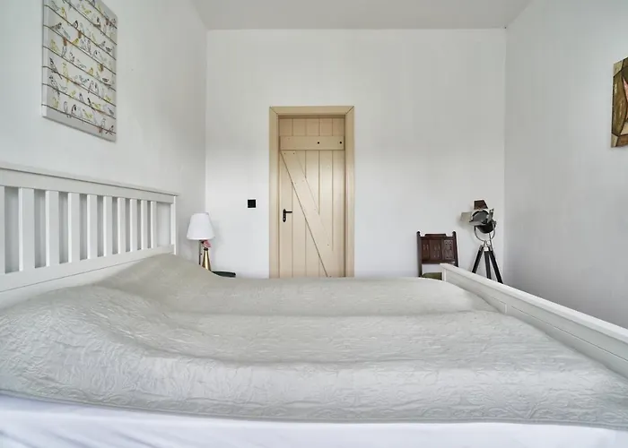 Maison Bogart *